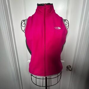 The North Face Women's Pink Fitted Fleece Vest-Full‎ Zip